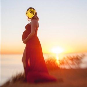 Maternity photoshoot gown